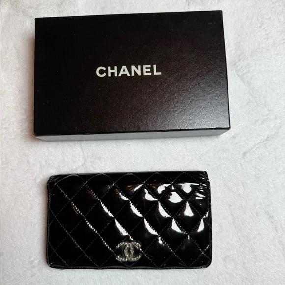 CHANEL | Bags | Chanel Glossy Black Quilted Wallet | Poshmark display picture 1